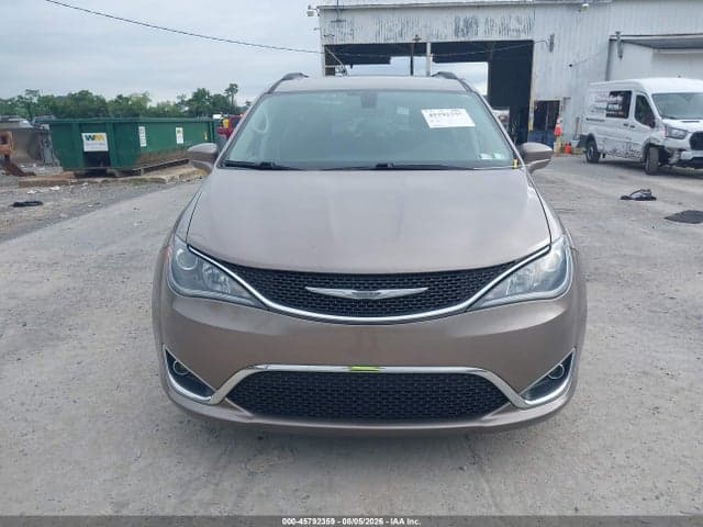 2017 CHRYSLER PACIFICA TOURING-L 12