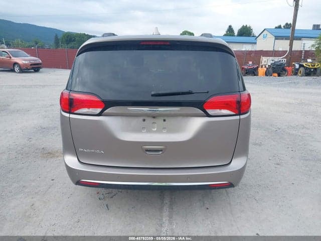 2017 CHRYSLER PACIFICA TOURING-L 16
