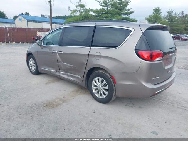 2017 CHRYSLER PACIFICA TOURING-L 3