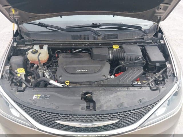 2017 CHRYSLER PACIFICA TOURING-L 10