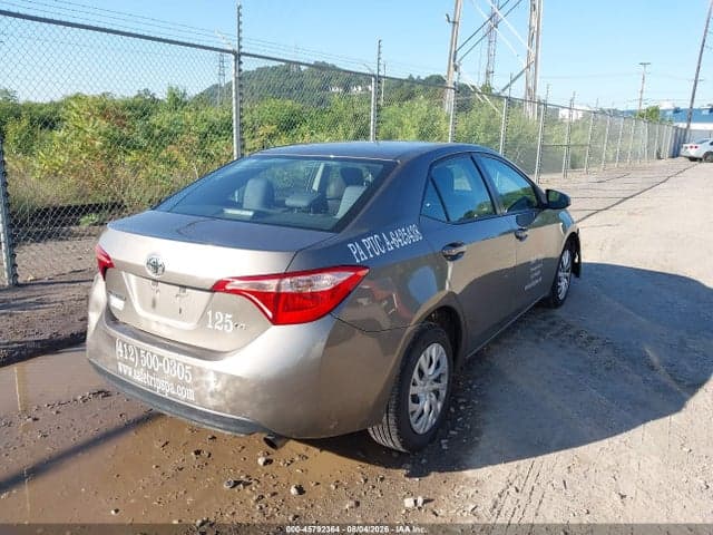 2017 TOYOTA COROLLA LE 4