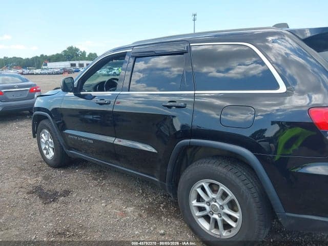 2018 JEEP GRAND CHEROKEE LAREDO 4X4 15