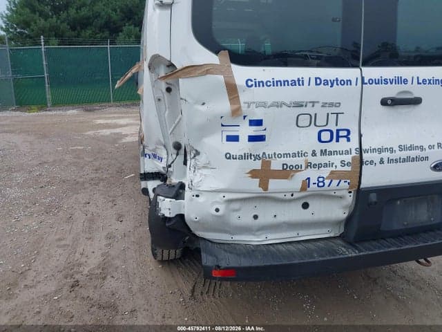 2019 FORD TRANSIT-250 19