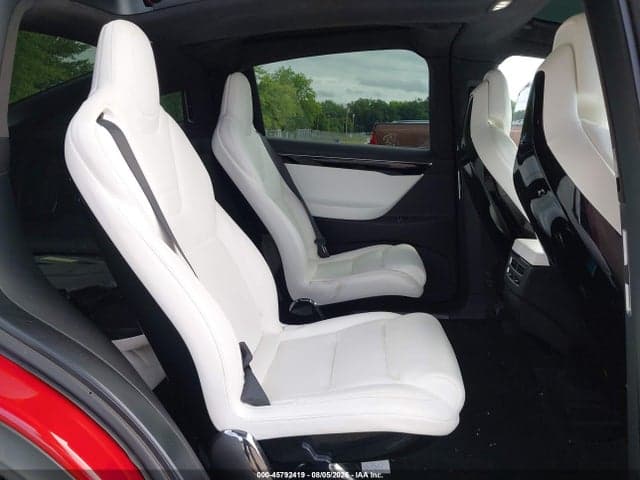 2017 TESLA MODEL X 8