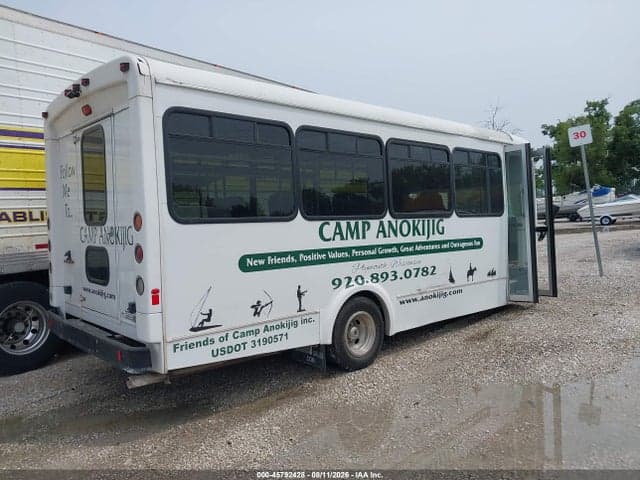 2017 FORD E-450 CUTAWAY 4
