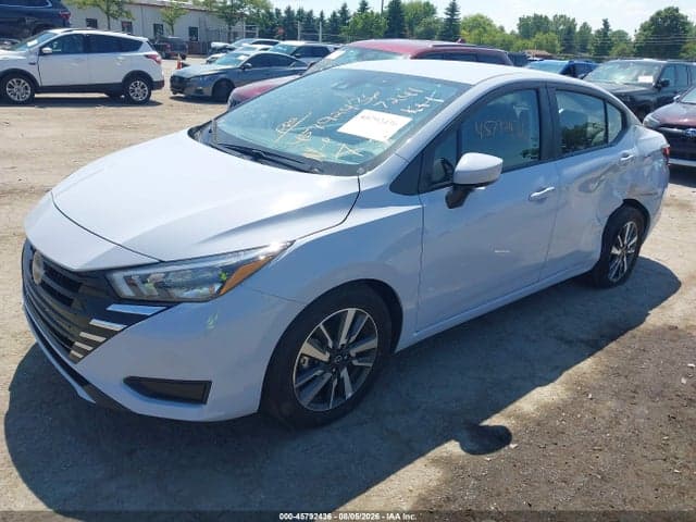2025 NISSAN VERSA 1.6 SV 2
