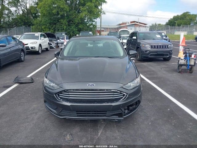 2017 FORD FUSION SE 12