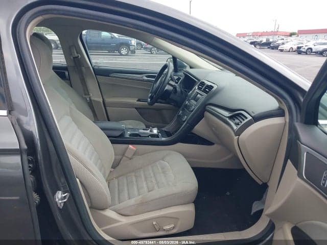 2017 FORD FUSION SE 5