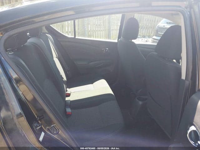 2018 NISSAN VERSA 1.6 SV 8