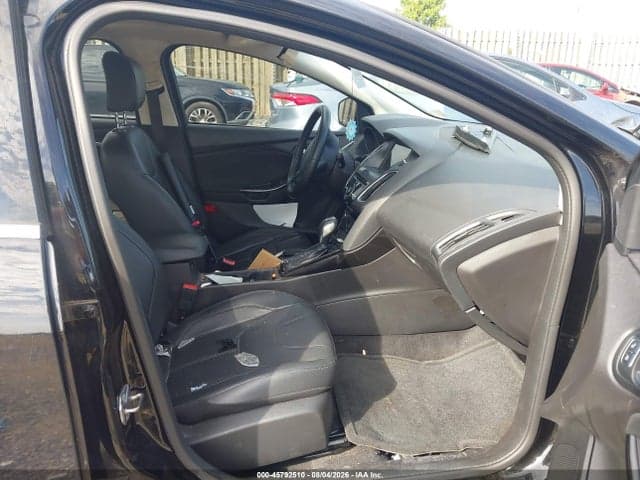2017 FORD FOCUS TITANIUM 5