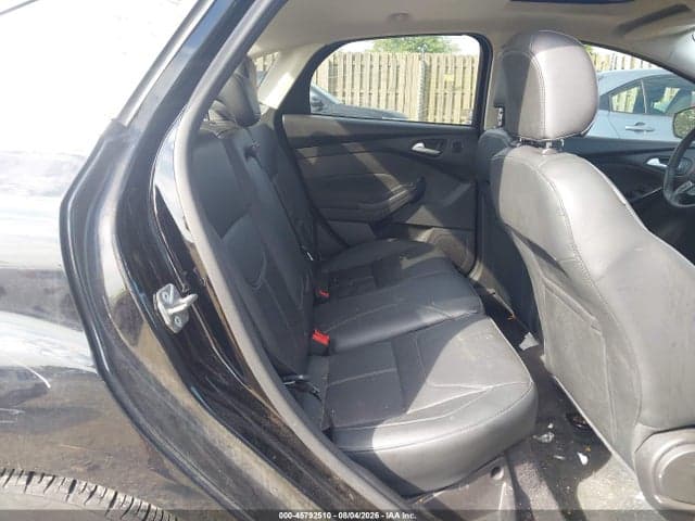 2017 FORD FOCUS TITANIUM 8