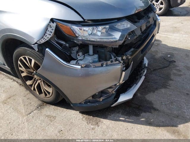 2018 MITSUBISHI OUTLANDER ES 18