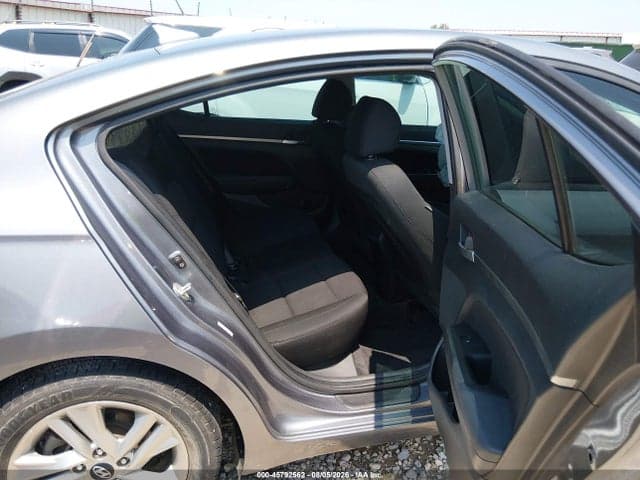 2019 HYUNDAI ELANTRA SEL 8