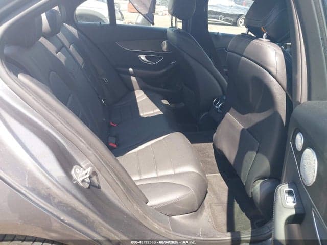 2019 MERCEDES-BENZ C 300 4MATIC 8