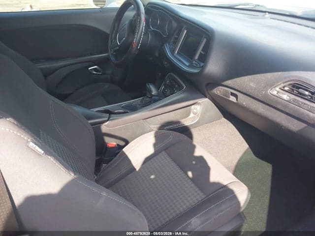 2019 DODGE CHALLENGER SXT 5