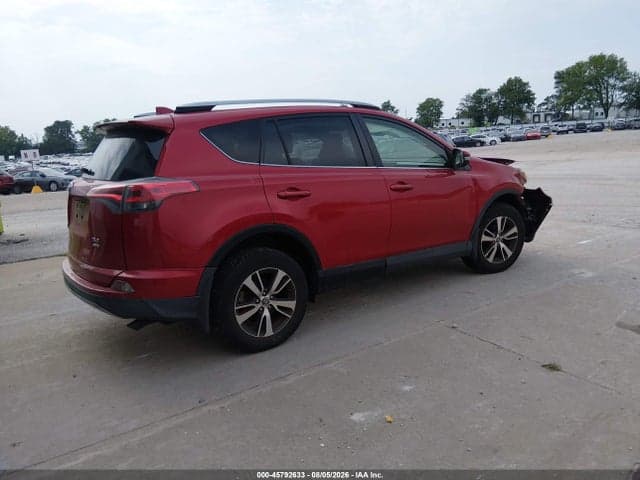 2017 TOYOTA RAV4 XLE 4