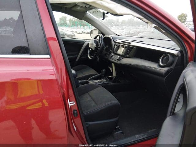 2017 TOYOTA RAV4 XLE 5