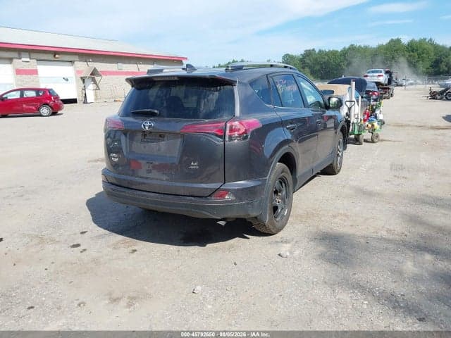 2017 TOYOTA RAV4 LE 4