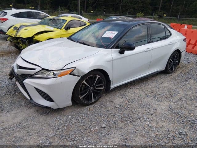 2020 TOYOTA CAMRY XSE 2