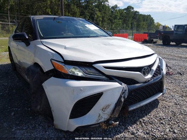 2020 TOYOTA CAMRY XSE 12