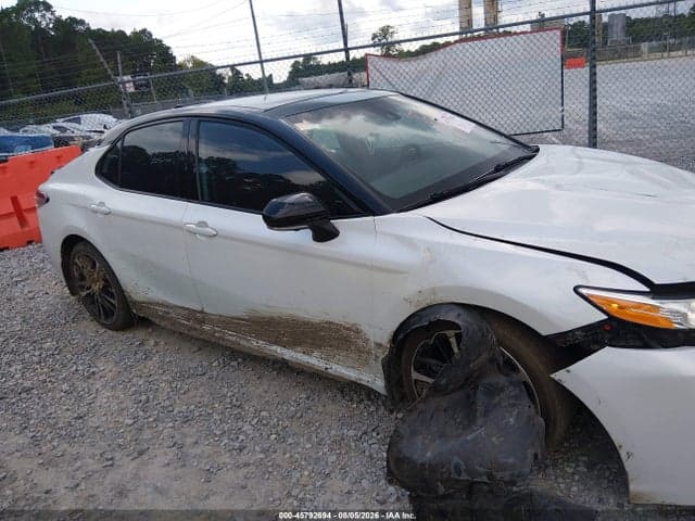 2020 TOYOTA CAMRY XSE 14
