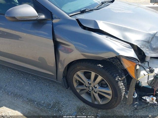 2018 HYUNDAI ELANTRA SEL 17