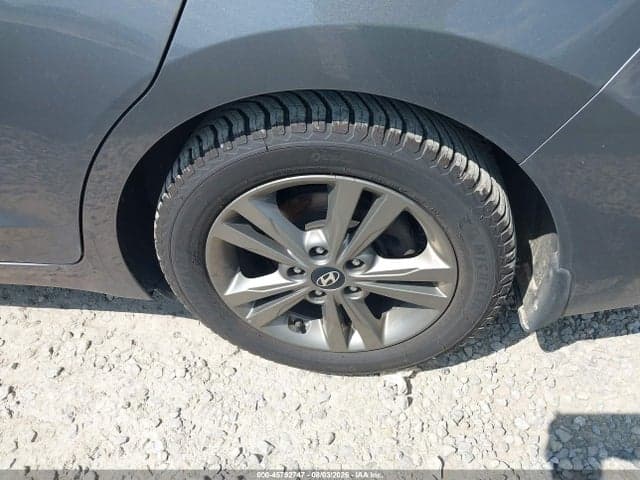 2018 HYUNDAI ELANTRA SEL 21