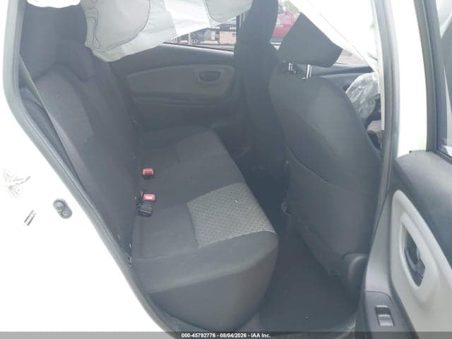 2017 TOYOTA YARIS L 8