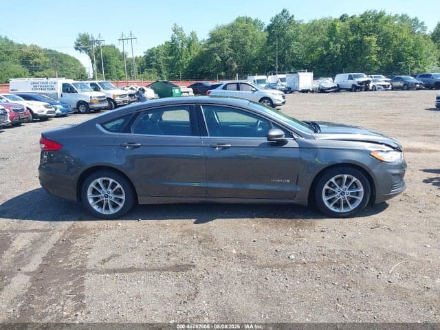 2019 FORD FUSION HYBRID SE 13