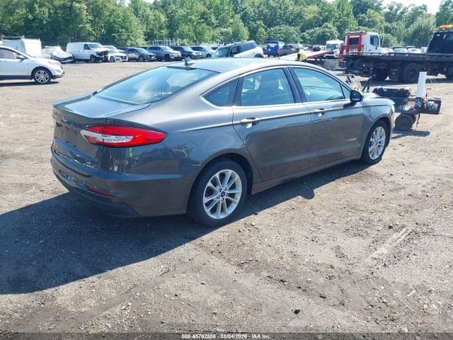 2019 FORD FUSION HYBRID SE 4