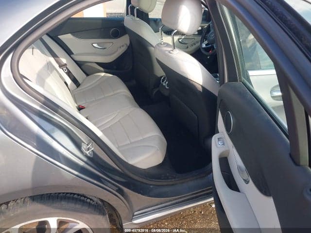 2017 MERCEDES-BENZ C 300 4MATIC 8