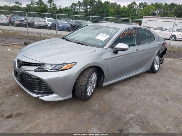 2020 TOYOTA CAMRY LE 2