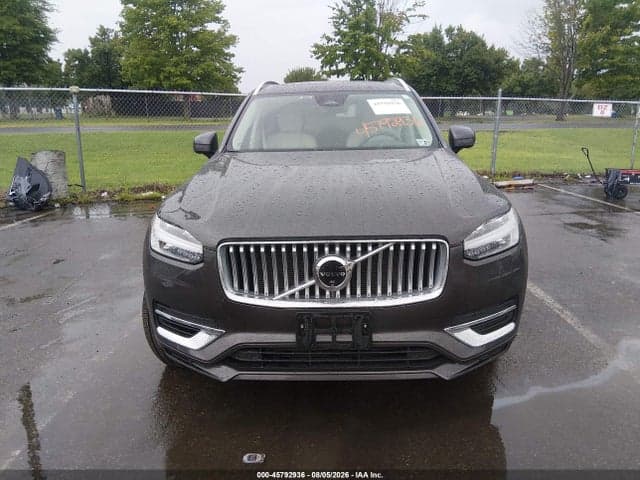 2025 VOLVO XC90 PLUG-IN HYBRID T8 PLUS 6-SEATER 12