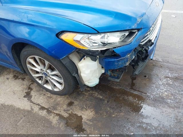 2017 FORD FUSION SE 19