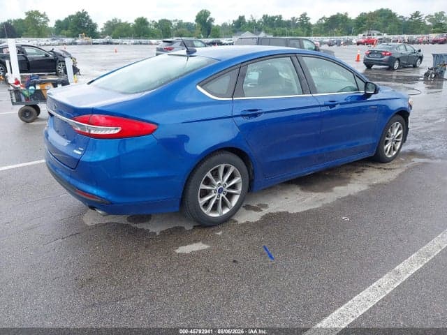 2017 FORD FUSION SE 4