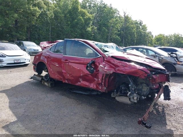 2018 TOYOTA CAMRY SE - 1
