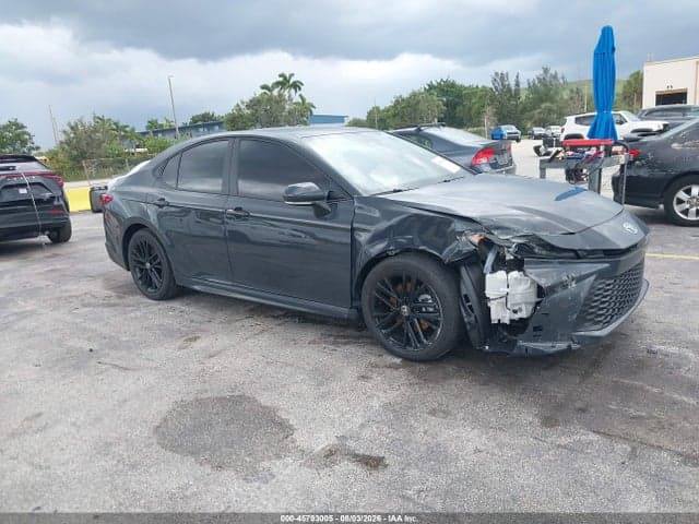 2026 TOYOTA CAMRY SE 1