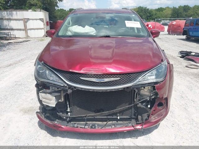 2018 CHRYSLER PACIFICA TOURING L 12