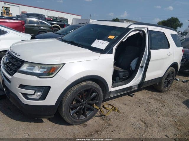 2017 FORD EXPLORER XLT 2