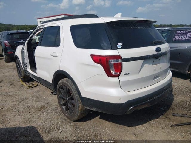 2017 FORD EXPLORER XLT 3