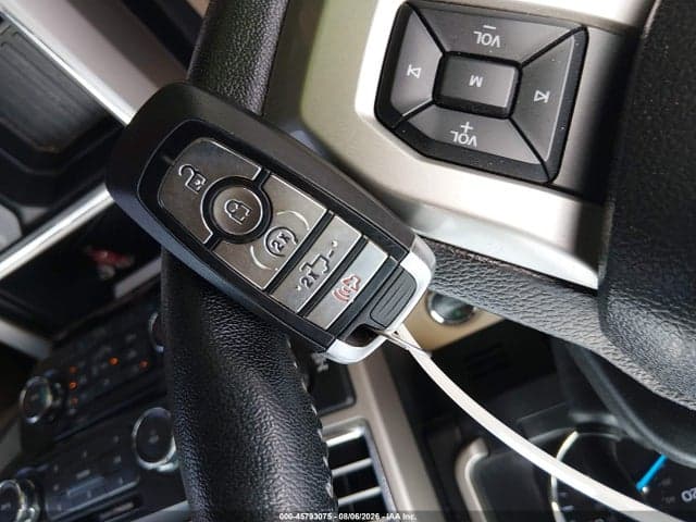2017 FORD F-250 LARIAT 11