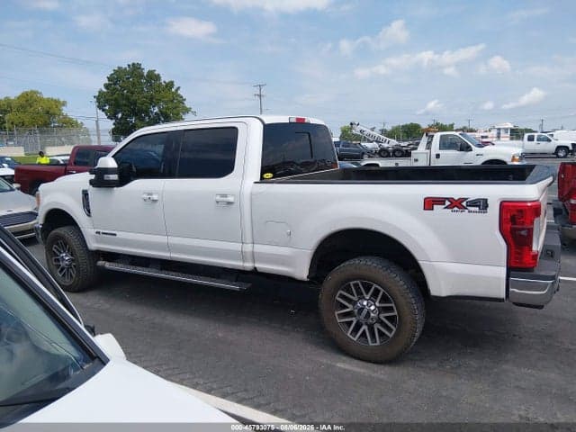2017 FORD F-250 LARIAT 14
