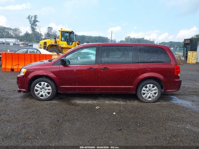 2019 DODGE GRAND CARAVAN SE 13