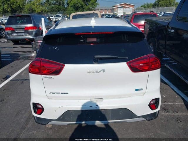 2022 KIA NIRO TOURING SE 17