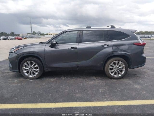 2021 TOYOTA HIGHLANDER LIMITED 14