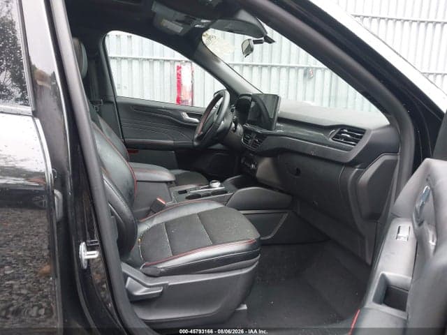 2024 FORD ESCAPE ST-LINE 5