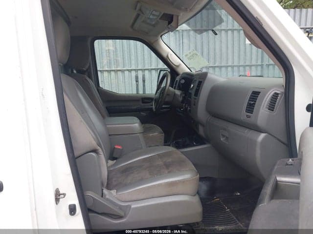 2017 NISSAN NV CARGO NV2500 HD SV V6 5