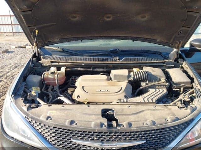 2017 CHRYSLER PACIFICA TOURING PLUS 10
