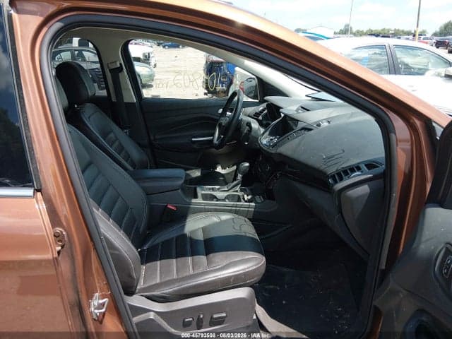 2017 FORD ESCAPE TITANIUM 5