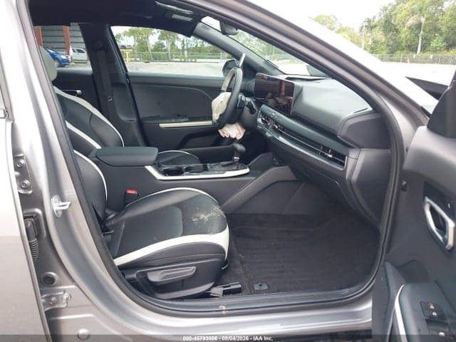 2025 KIA K4 GT-LINE TURBO 5